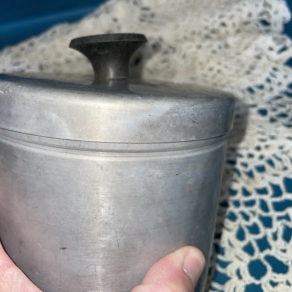 Vintage Aluminum Grease Canister Kitchen Grease Keeper Bacon Dripp